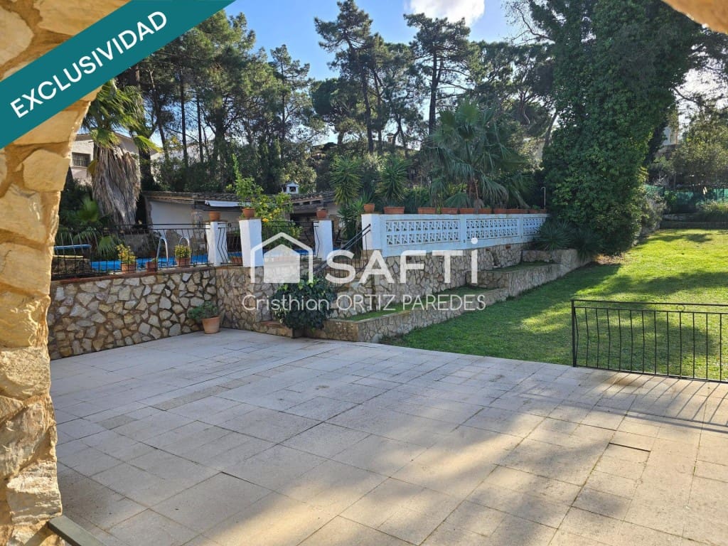 5 makuuhuone Huvila myytävänä paikassa Santa Cristina d'Aro mukana uima-altaan 
autotalli - 1 272 000 € (Ref: 9595200)