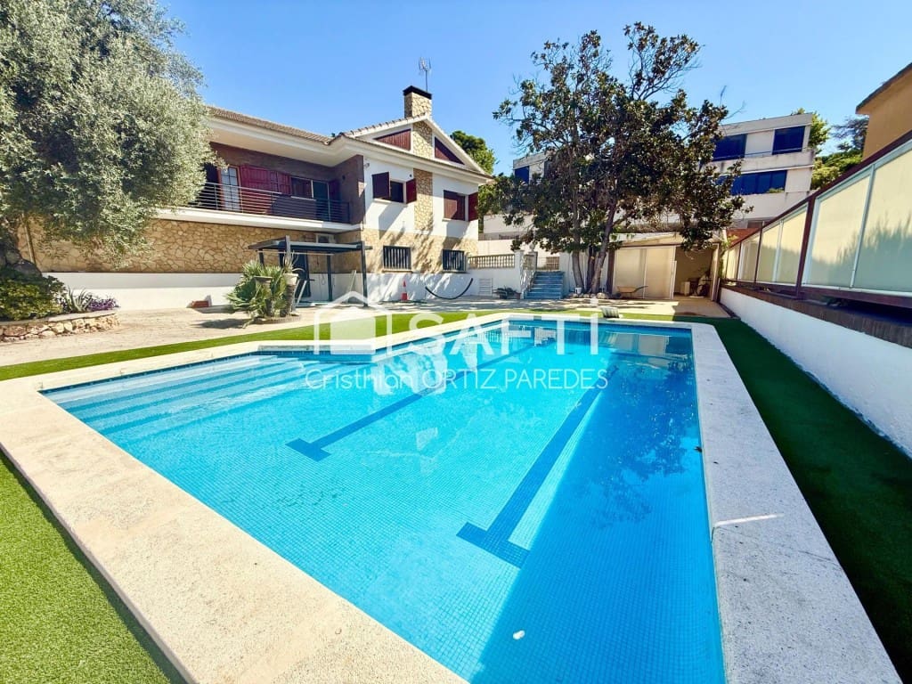 5 soveværelse Villa til salg i Tiana med swimmingpool garage - € 948.000 (Ref: 9595203)