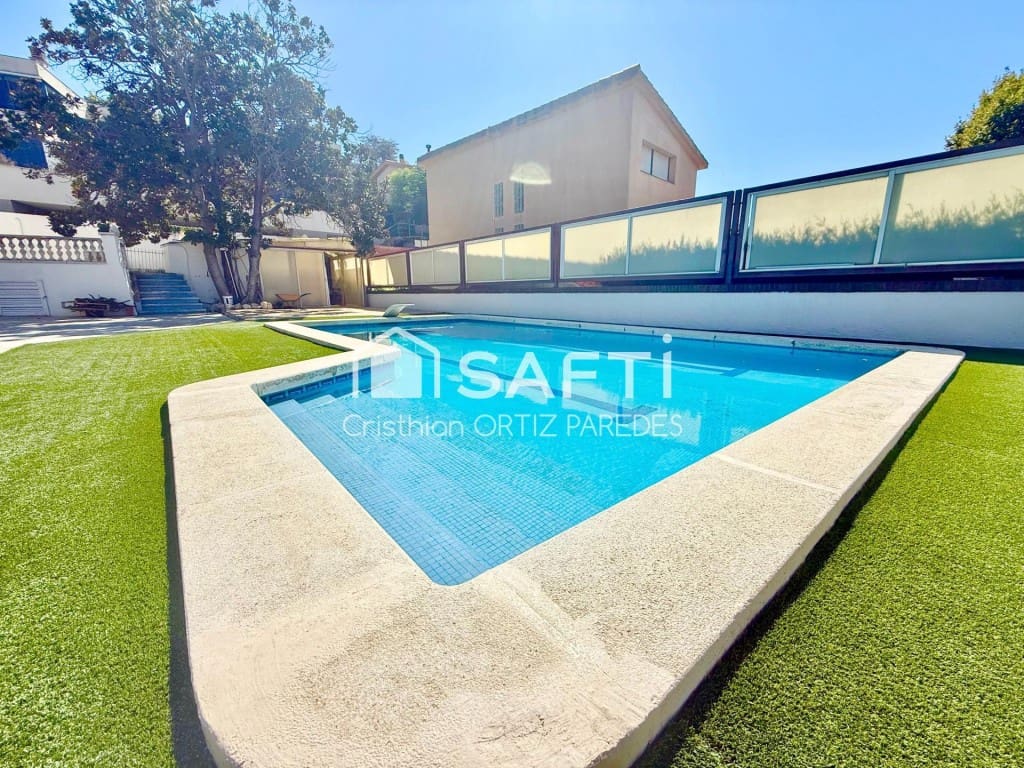 5 soveværelse Villa til salg i Tiana med swimmingpool garage - € 948.000 (Ref: 9595203)