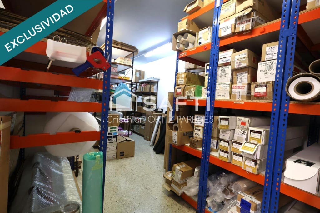 Commercieel te koop in Barcelona stad - € 549.000 (Ref: 9595204)