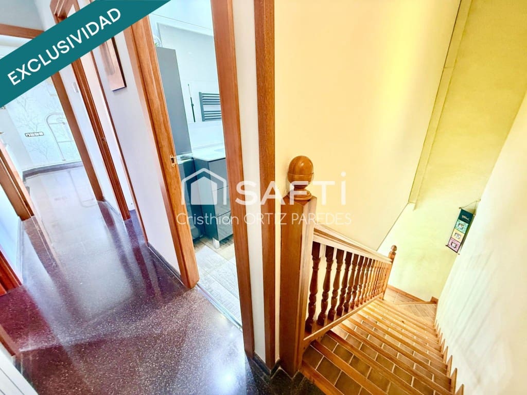 4 makuuhuone Huvila myytävänä paikassa Blanes mukana 
autotalli - 325 000 € (Ref: 9595210)