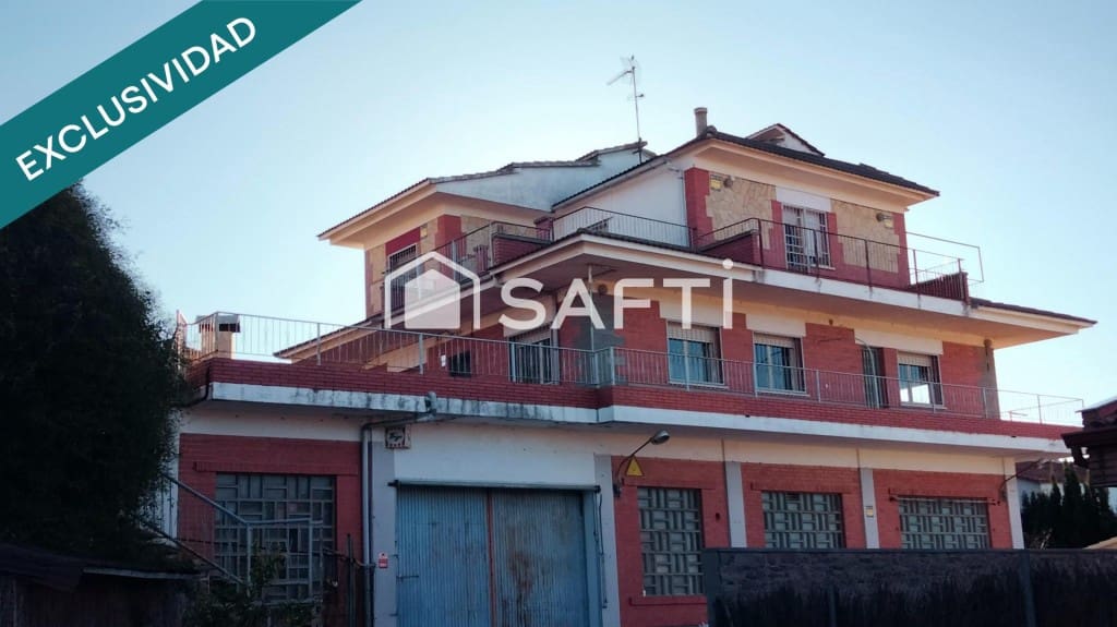 6 bedroom Villa for sale in Masquefa with garage - € 295,000 (Ref: 9595211)