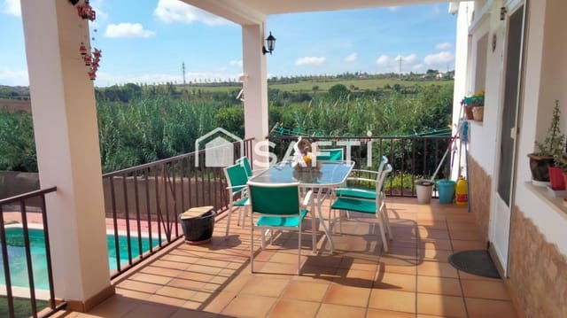 6 bedroom Villa for sale in Piera with pool - € 320,000 (Ref: 9595212)