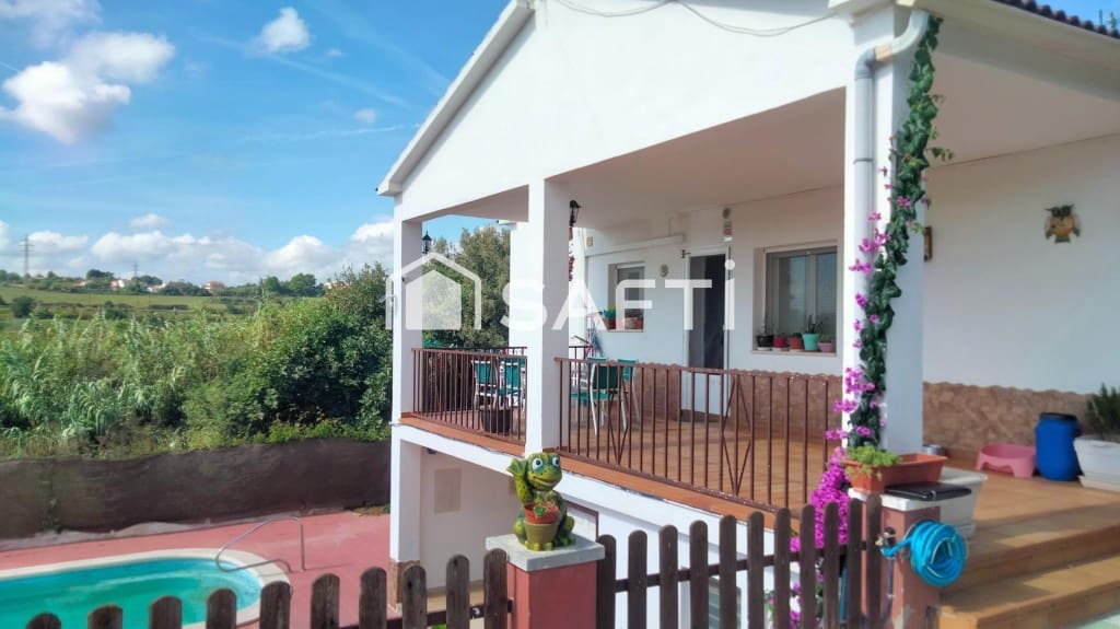 6 bedroom Villa for sale in Piera with pool - € 320,000 (Ref: 9595212)