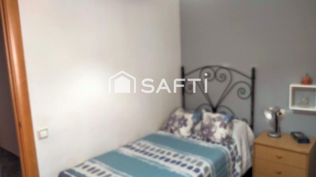 6 bedroom Villa for sale in Piera with pool - € 320,000 (Ref: 9595212)