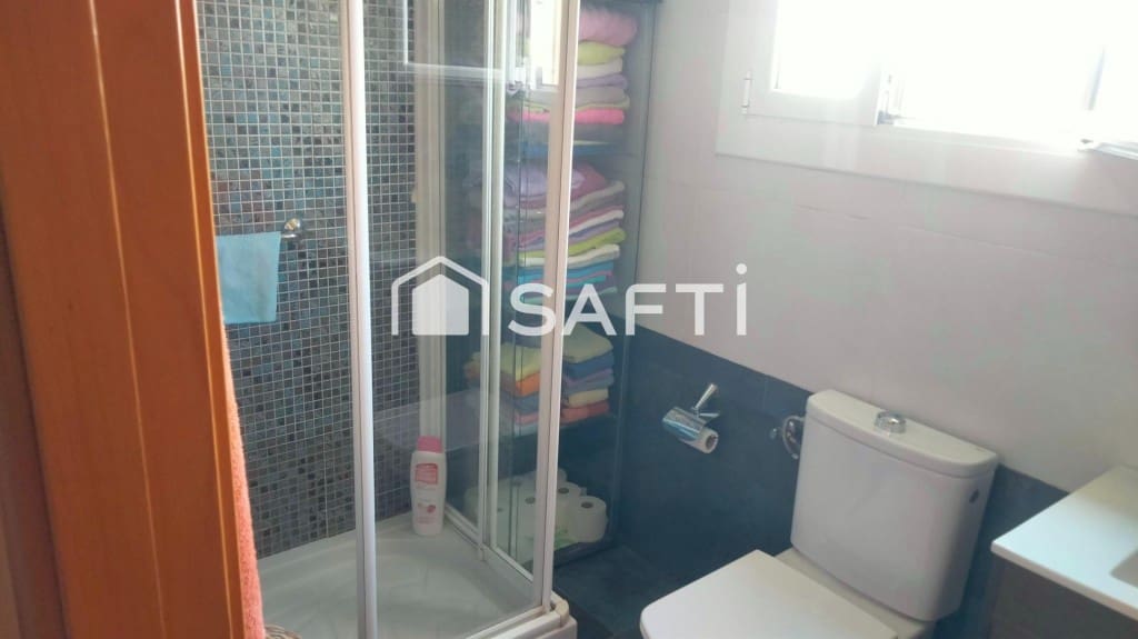 6 bedroom Villa for sale in Piera with pool - € 320,000 (Ref: 9595212)