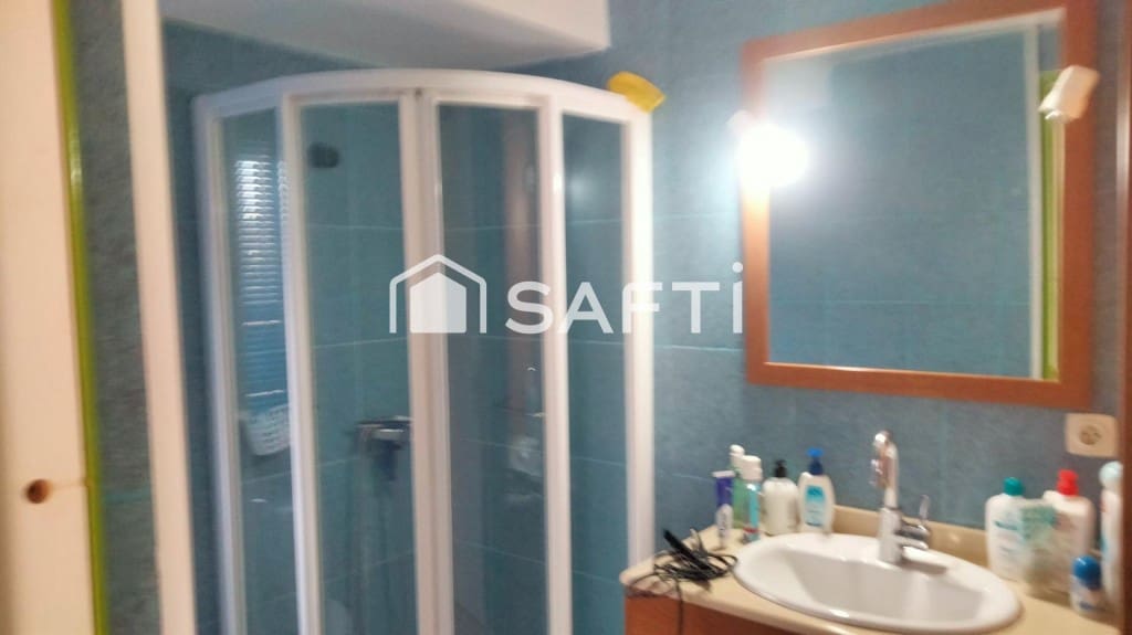 6 bedroom Villa for sale in Piera with pool - € 320,000 (Ref: 9595212)