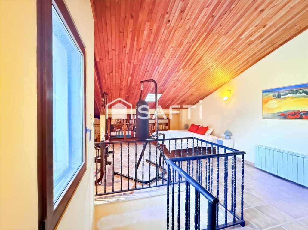 7 sovrum Finca/Hus på landet till salu i Llica de Vall med pool garage - 950 000 € (Ref: 9595213)