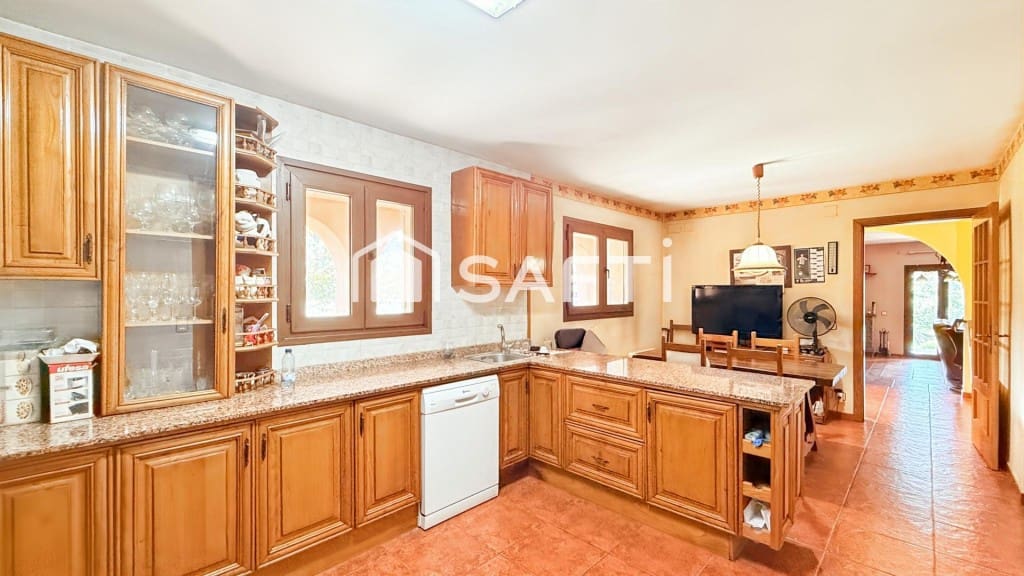 7 sovrum Finca/Hus på landet till salu i Llica de Vall med pool garage - 950 000 € (Ref: 9595213)