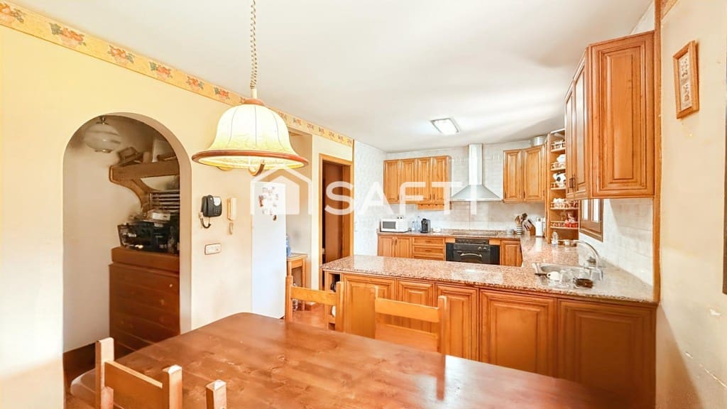 7 sovrum Finca/Hus på landet till salu i Llica de Vall med pool garage - 950 000 € (Ref: 9595213)