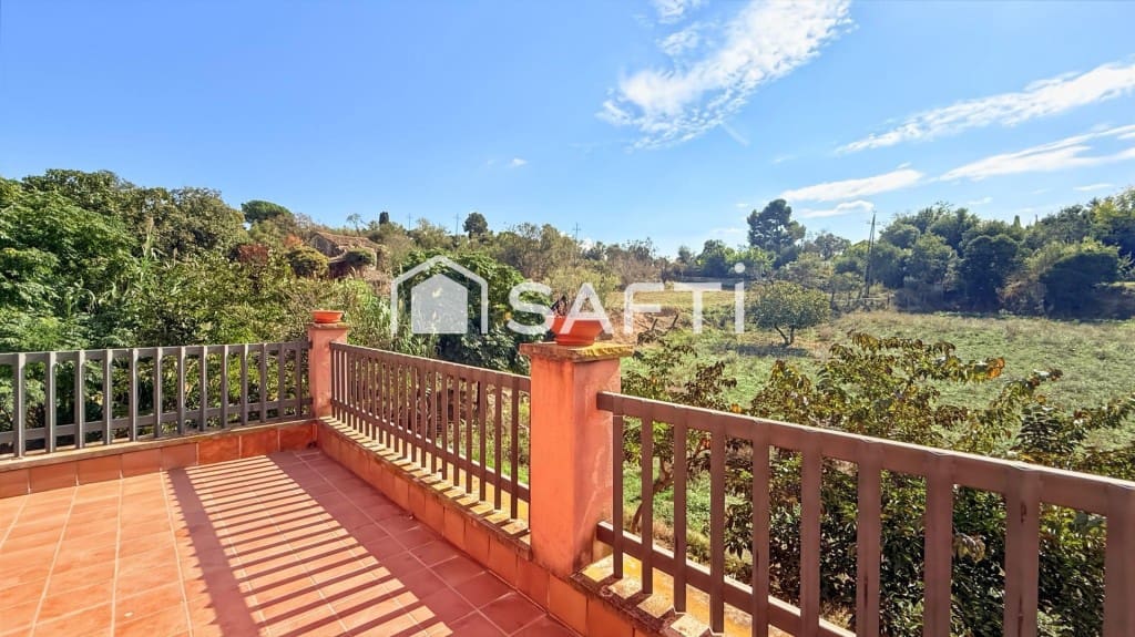 7 sovrum Finca/Hus på landet till salu i Llica de Vall med pool garage - 950 000 € (Ref: 9595213)