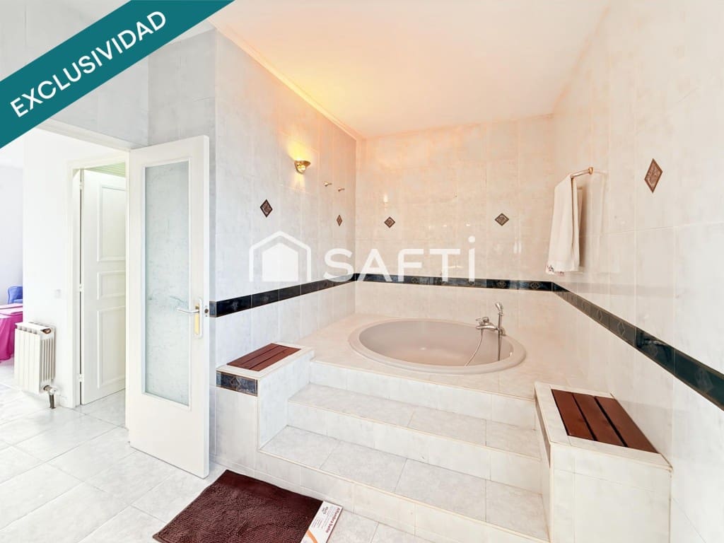 5 bedroom Villa for sale in Piera with pool - € 640,000 (Ref: 9595214)