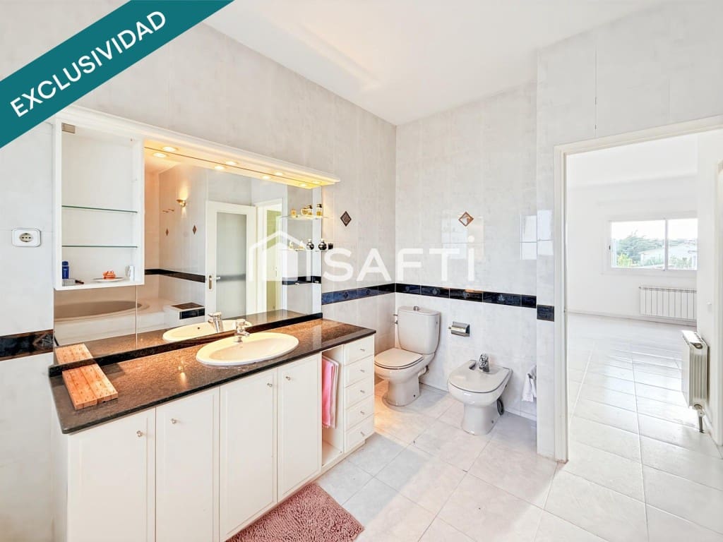 5 bedroom Villa for sale in Piera with pool - € 640,000 (Ref: 9595214)