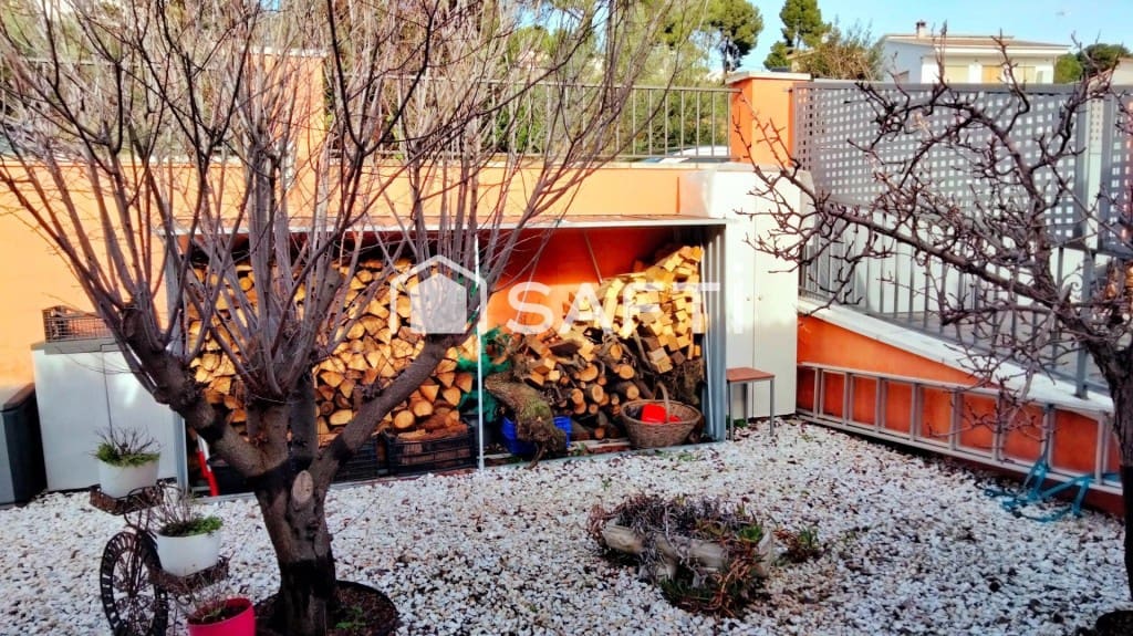 4 bedroom Villa for sale in Piera with pool garage - € 370,000 (Ref: 9595215)