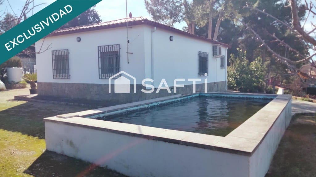 2 bedroom Villa for sale in Piera with pool garage - € 245,000 (Ref: 9595216)