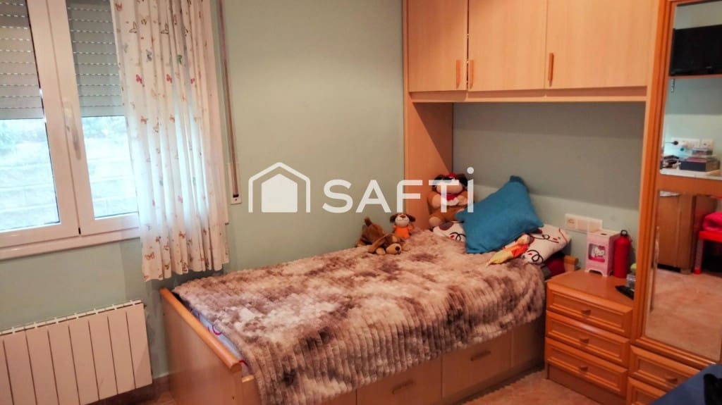 3 bedroom Villa for sale in Piera with pool garage - € 325,000 (Ref: 9595218)