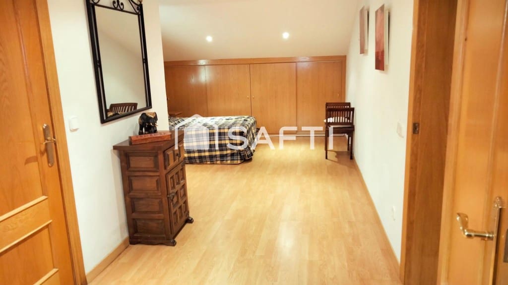 3 bedroom Villa for sale in Piera with pool garage - € 325,000 (Ref: 9595218)