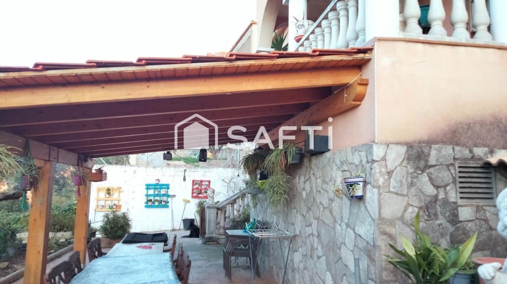 3 bedroom Villa for sale in Piera with pool garage - € 325,000 (Ref: 9595218)