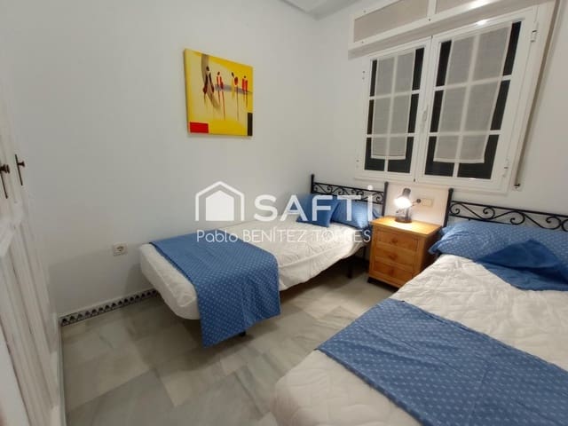 2 soveværelse Lejlighed til salg i Chiclana de la Frontera med garage - € 260.000 (Ref: 9595223)