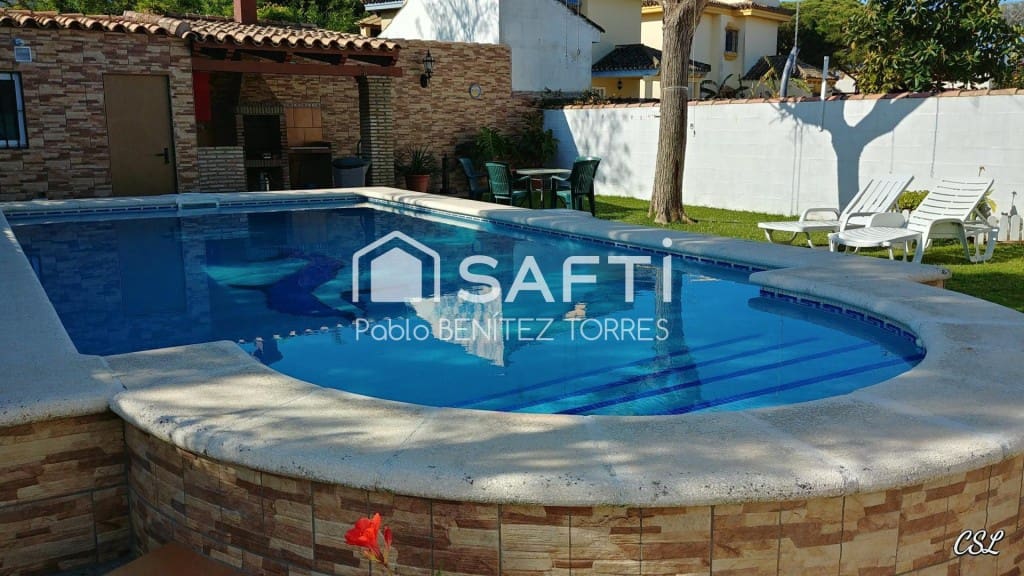 3 soveværelse Villa til salg i Chiclana de la Frontera med swimmingpool garage - € 650.000 (Ref: 9595226)