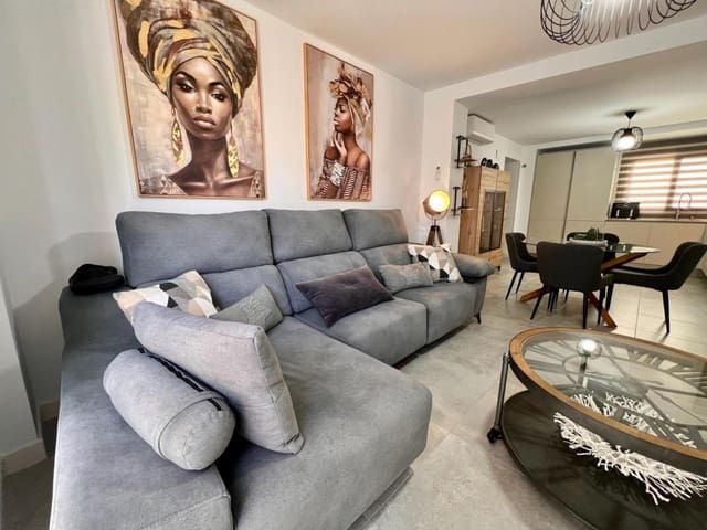 2 makuuhuone Kattohuoneisto myytävänä paikassa Chiclana de la Frontera - 220 000 € (Ref: 9595227)