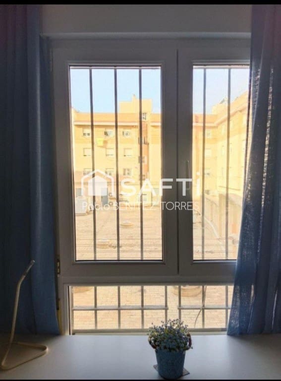 4 soveværelse Lejlighed til salg i Cadiz by - € 510.000 (Ref: 9595228)