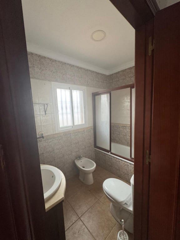 3 makuuhuone Maalaistalo myytävänä paikassa Chiclana de la Frontera mukana uima-altaan 
autotalli - 270 000 € (Ref: 9595229)