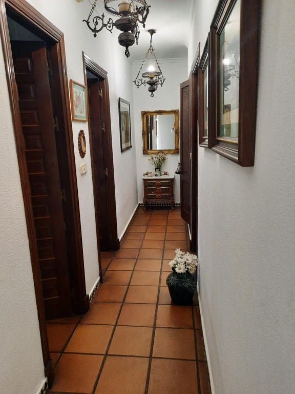 3 makuuhuone Huvila myytävänä paikassa Chiclana de la Frontera mukana uima-altaan 
autotalli - 500 000 € (Ref: 9595231)