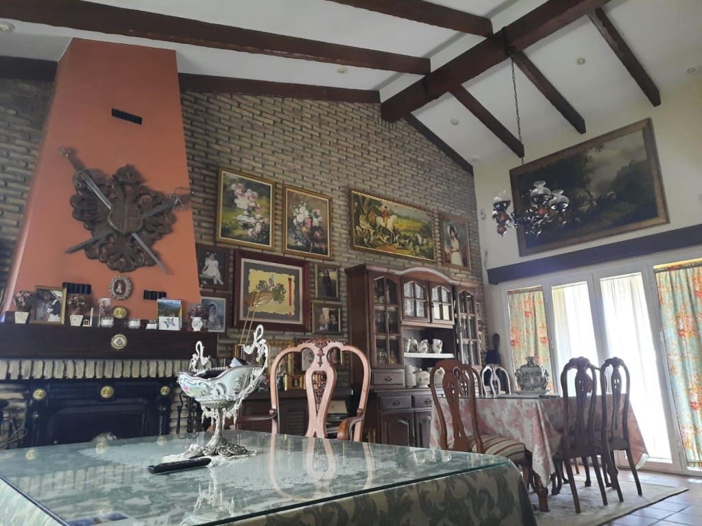 3 makuuhuone Huvila myytävänä paikassa Chiclana de la Frontera mukana uima-altaan 
autotalli - 500 000 € (Ref: 9595231)