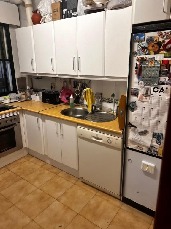 3 makuuhuone Rivitalo myytävänä paikassa Chiclana de la Frontera - 275 000 € (Ref: 9595233)