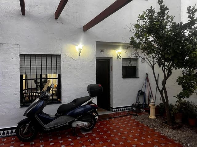 Adosado de 3 habitaciones en Chiclana de la Frontera en venta - 275.000 € (Ref: 9595233)