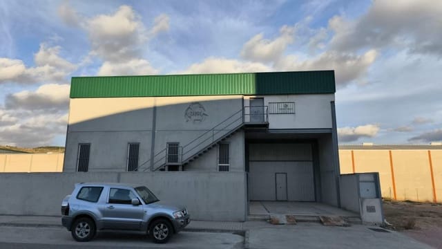 Komercyjne na sprzedaż w Martos - 400 000 € (Ref: 9595237)