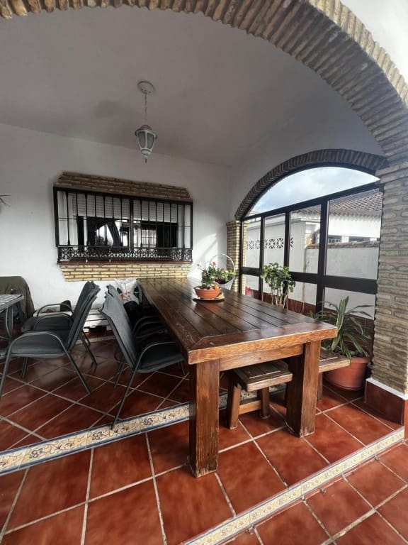 3 chambre Villa/Maison à vendre à Chiclana de la Frontera avec garage - 450 000 € (Ref: 9595240)
