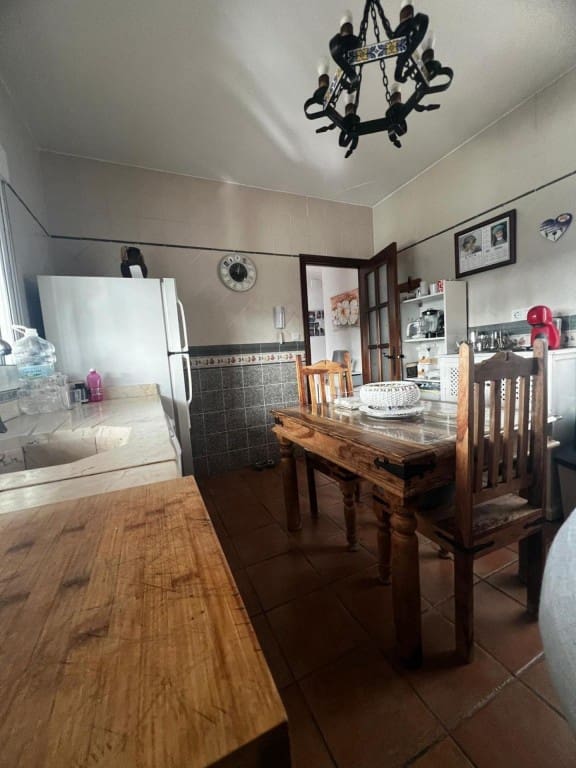 3 chambre Villa/Maison à vendre à Chiclana de la Frontera avec garage - 450 000 € (Ref: 9595240)