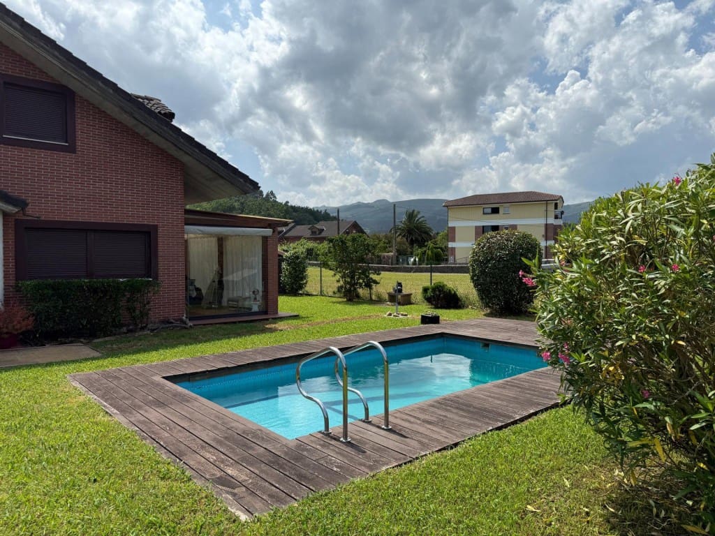 4 slaapkamer Villa te koop in Guriezo - € 440.000 (Ref: 9595241)