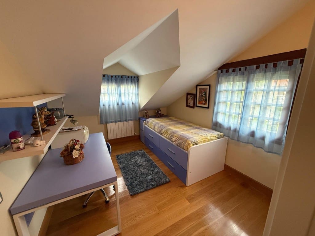 4 slaapkamer Villa te koop in Guriezo - € 440.000 (Ref: 9595241)