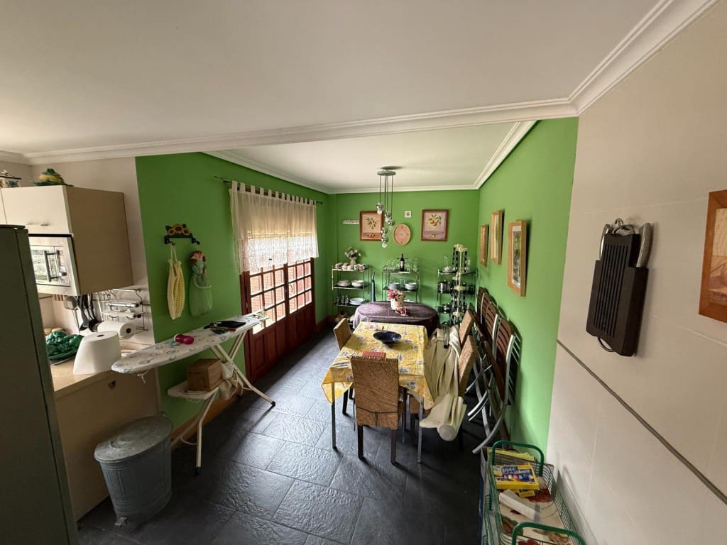 4 slaapkamer Villa te koop in Guriezo - € 440.000 (Ref: 9595241)