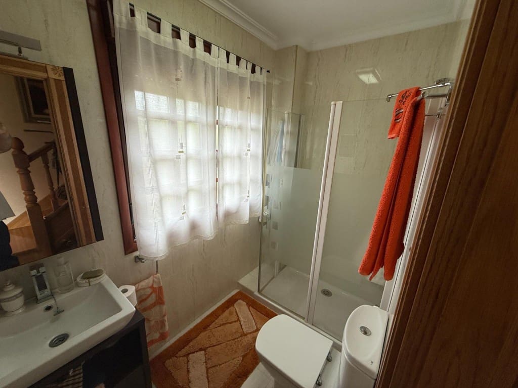 4 slaapkamer Villa te koop in Guriezo - € 440.000 (Ref: 9595241)