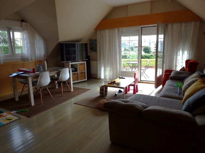 7 slaapkamer Villa te koop in Santander met zwembad garage - € 1.290.000 (Ref: 9595242)