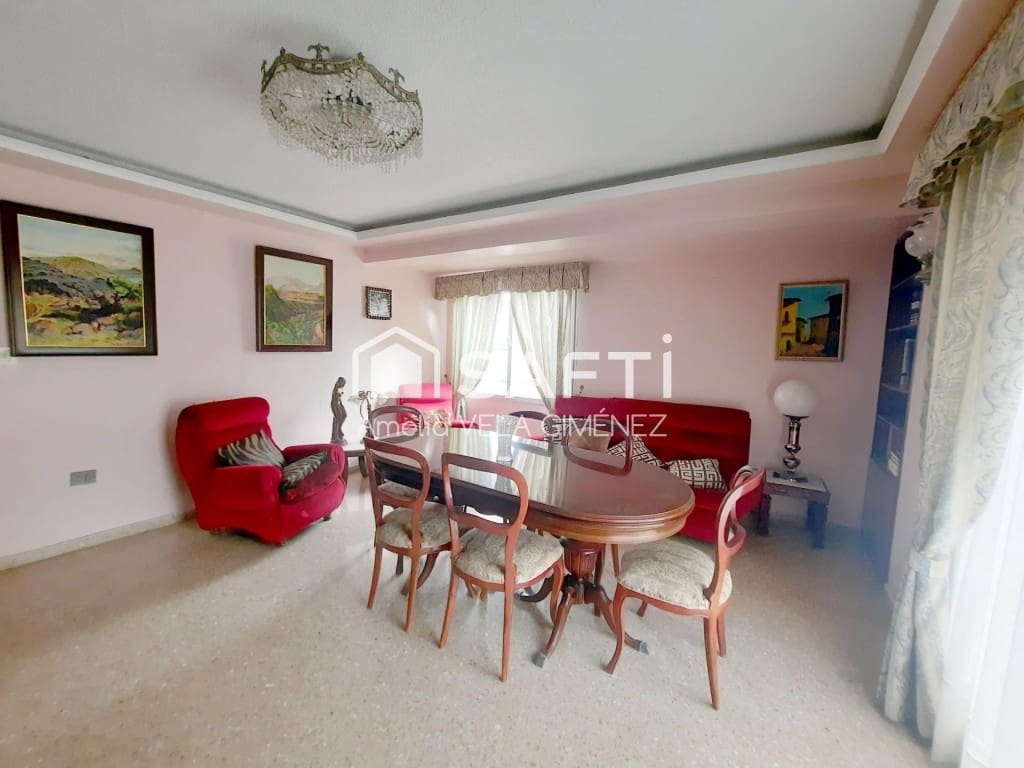 5 slaapkamer Appartement te koop in Sagunto / Sagunt - € 170.000 (Ref: 9595253)