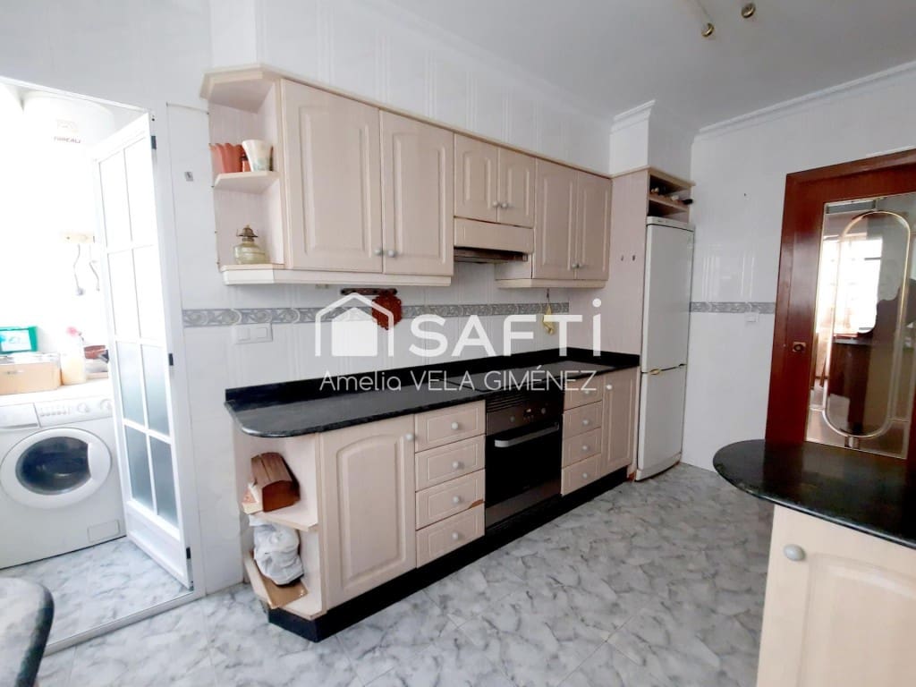 5 slaapkamer Appartement te koop in Sagunto / Sagunt - € 170.000 (Ref: 9595253)