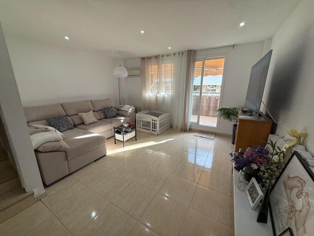 3 camera da letto Villetta a Schiera in vendita in Almassora / Almazora con garage - 157.000 € (Rif: 9595256)