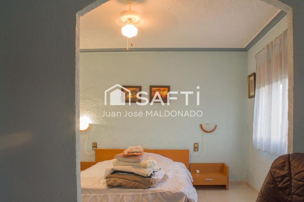 7 slaapkamer Villa te koop in Benicarlo met garage - € 498.000 (Ref: 9595257)