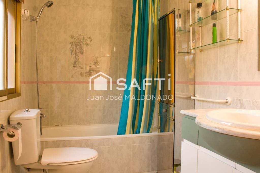 7 slaapkamer Villa te koop in Benicarlo met garage - € 498.000 (Ref: 9595257)