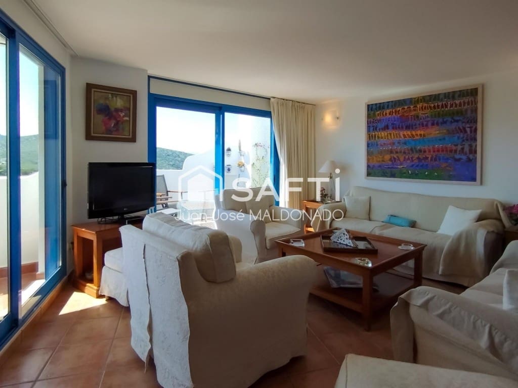 4 slaapkamer Penthouse te koop in Peniscola met zwembad - € 340.000 (Ref: 9595261)
