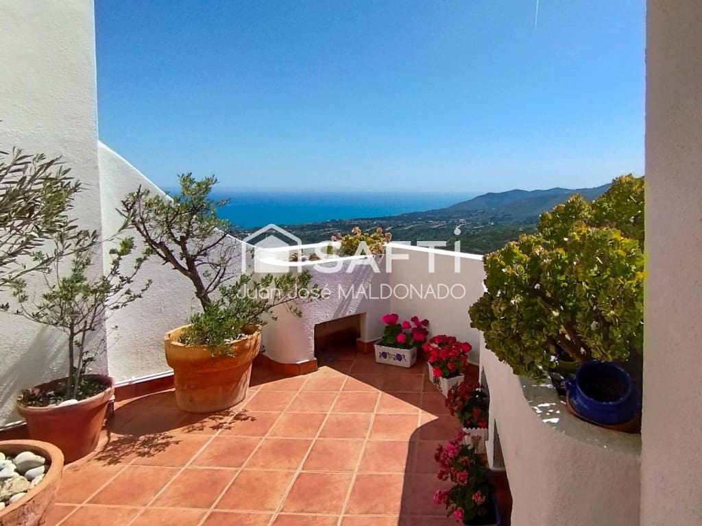 4 slaapkamer Penthouse te koop in Peniscola met zwembad - € 340.000 (Ref: 9595261)