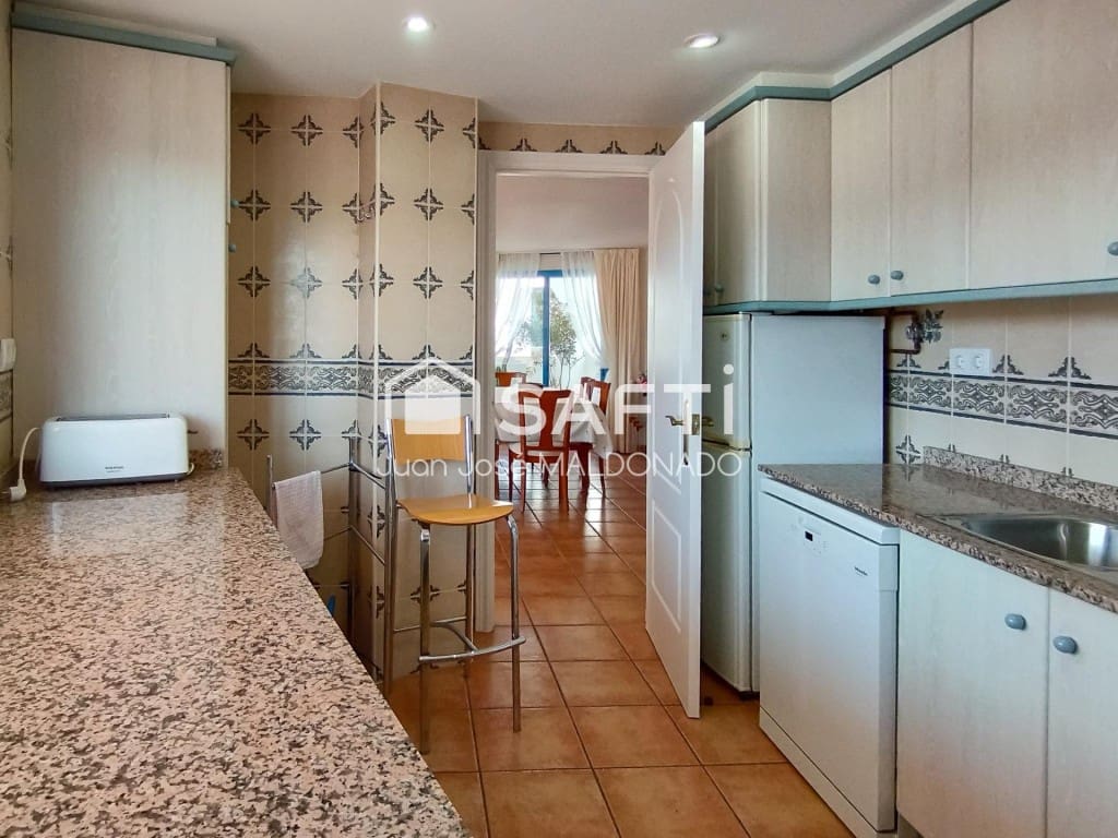 4 slaapkamer Penthouse te koop in Peniscola met zwembad - € 340.000 (Ref: 9595261)