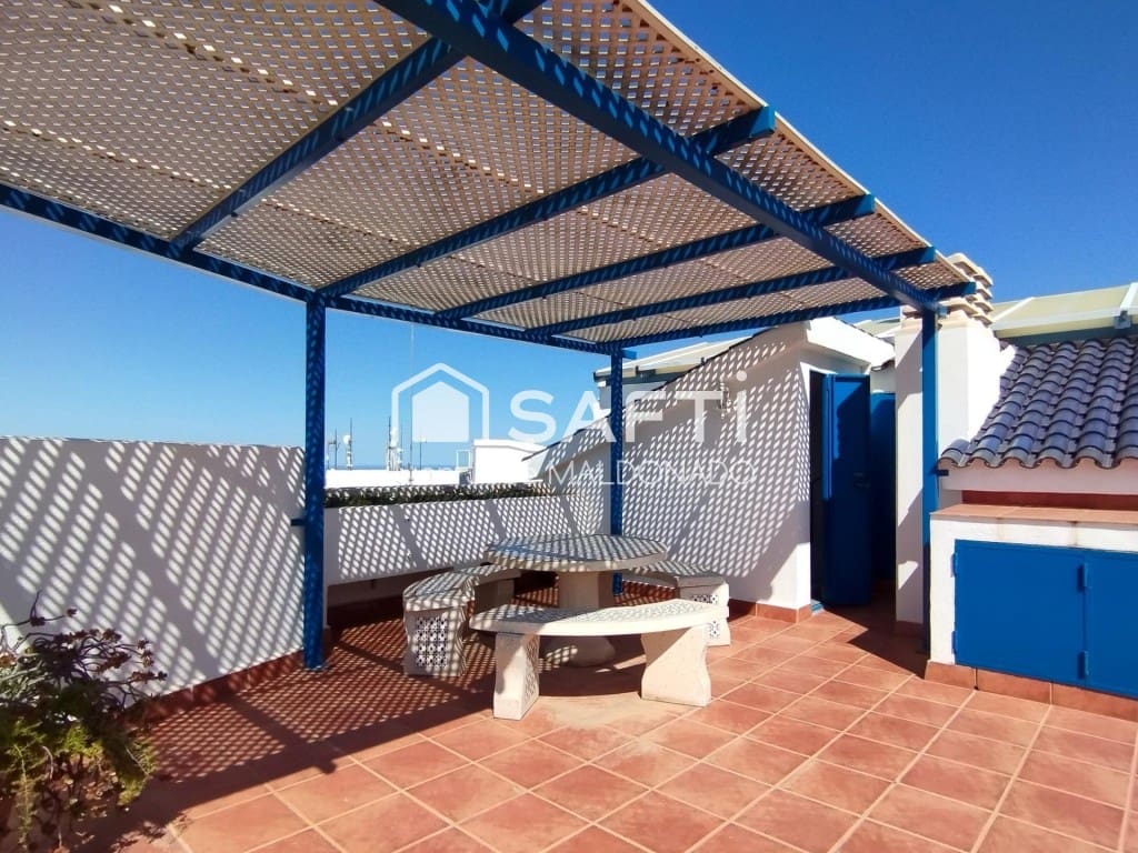 4 slaapkamer Penthouse te koop in Peniscola met zwembad - € 340.000 (Ref: 9595261)