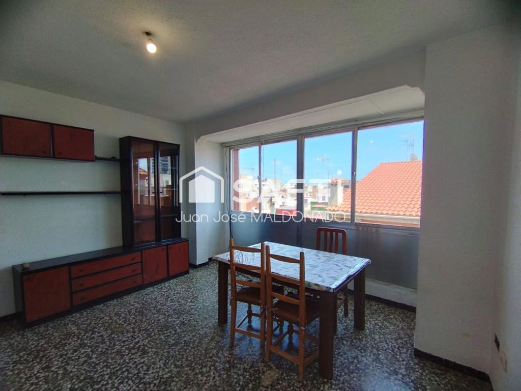 3 bedroom Apartment for sale in Benicarlo - € 65,000 (Ref: 9595263)