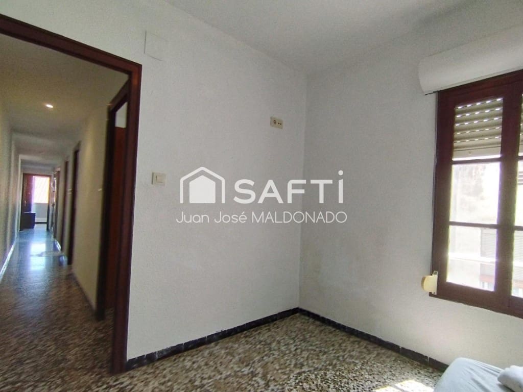 3 bedroom Apartment for sale in Benicarlo - € 65,000 (Ref: 9595263)